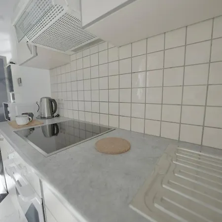 Didine Шарлеруа